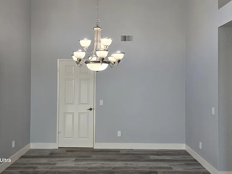 201 Spyglass Ln — Photo 4