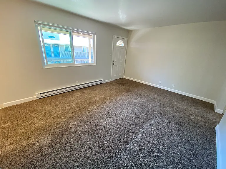 Mosaic Apartments — Photo 8
