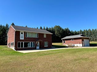 14048 Hall Ave, Northfield, MN 55057