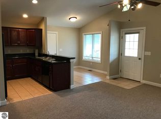 9319 NE Chippewa Dr, Mancelona, MI