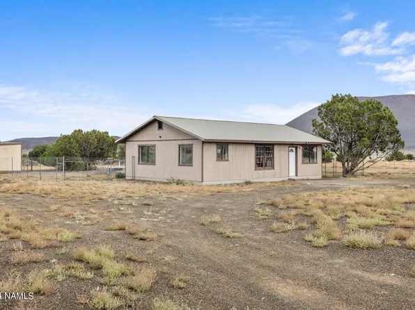 12140 Navajo Rd, Flagstaff, AZ 86004