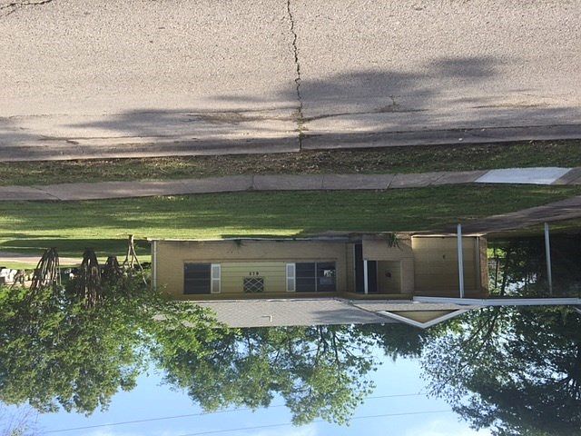 1st image of 615 W Grubb Dr