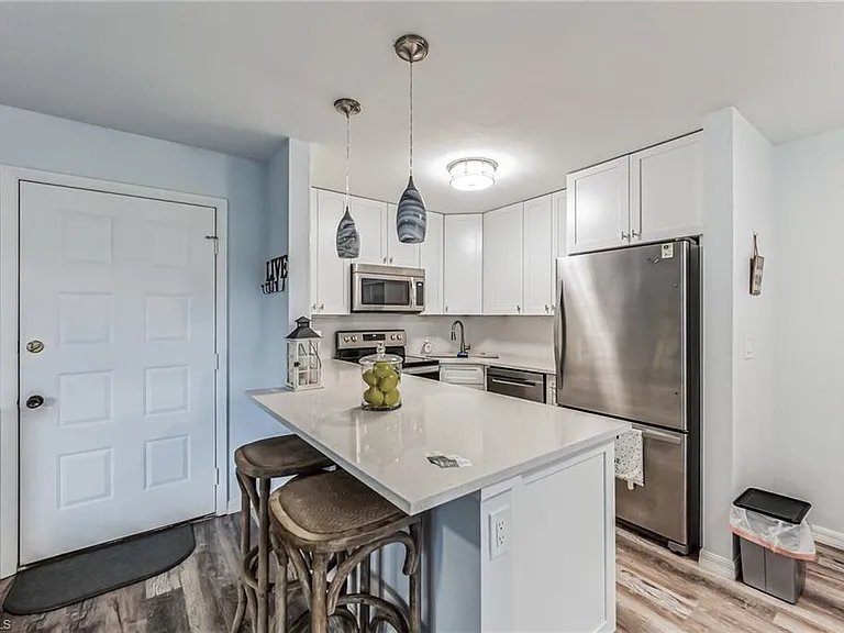 8081 S Woods Cir #10 — Photo 19
