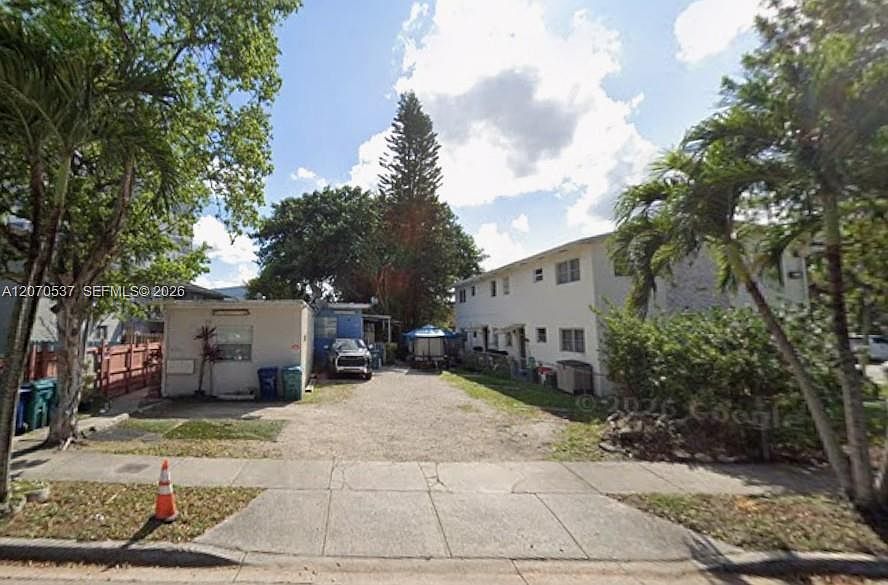 1st image of 10790 SW 6th St