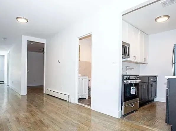 1468 Myrtle Ave, Brooklyn, NY 11237