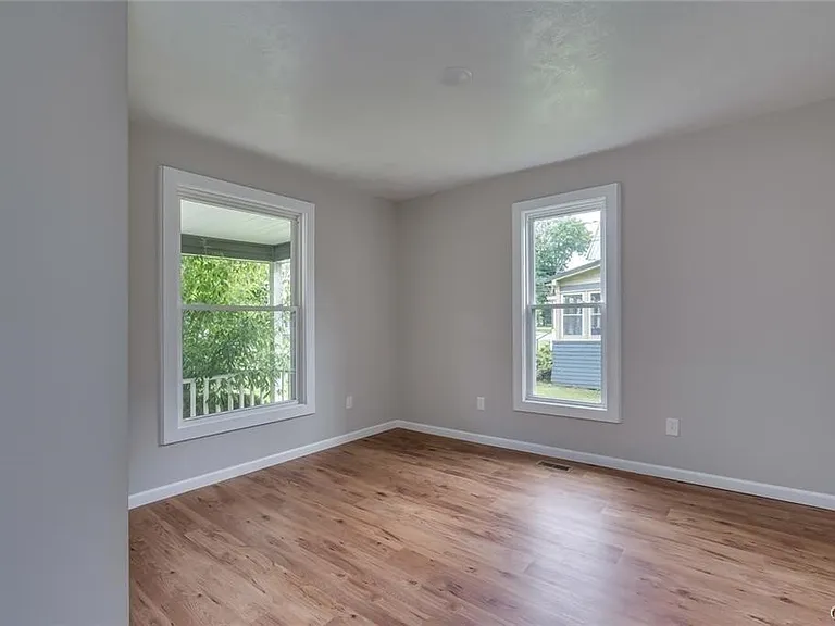 125 N Hamilton St — Photo 20