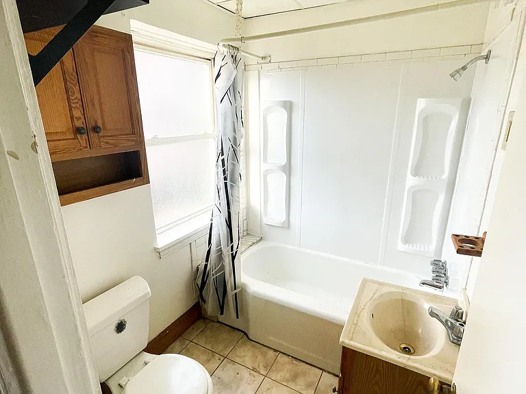 3500 Elm St #6 — Photo 7