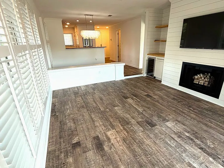 646 Portside Dr — Photo 18