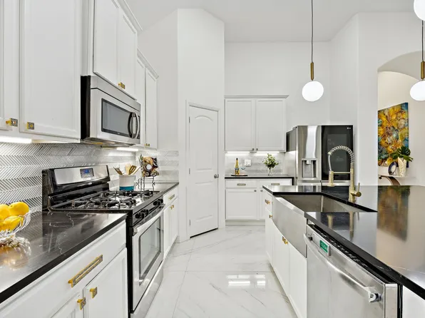 2801 White Rock Creek Dr, McKinney, TX 75072