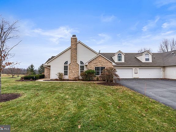 3rd image of 51 Cambridge Ct