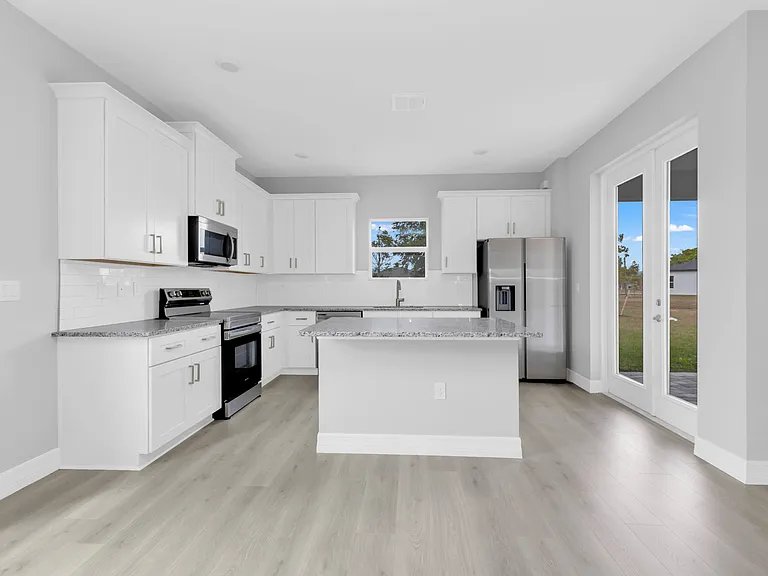 Builder provided photos - actual layout is reversed. Specific finishes may vary.