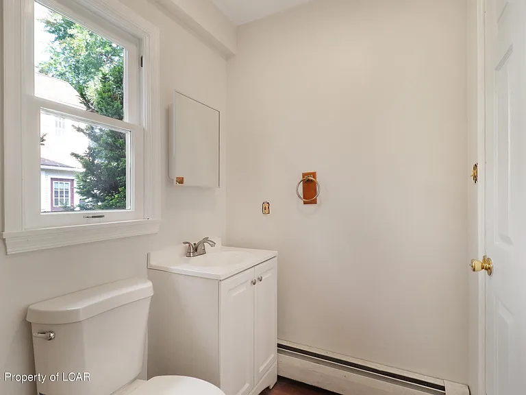 242 Philadelphia Ave #1 — Photo 6