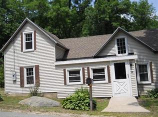 12 S High St, Ashburnham, MA 01430