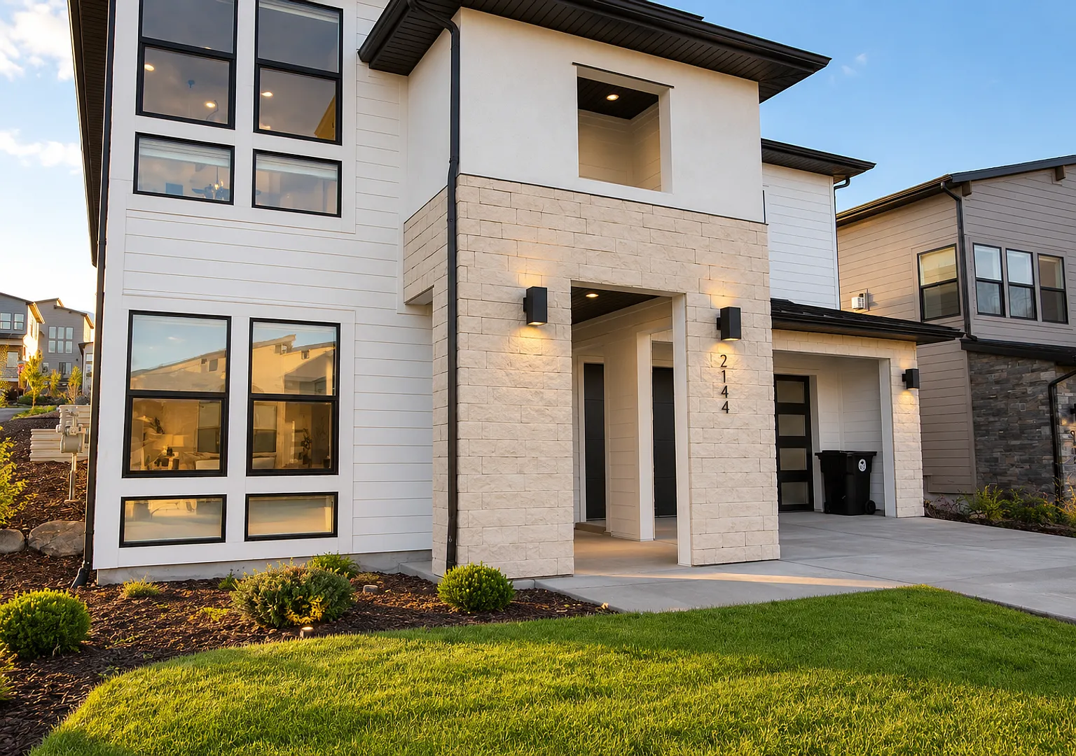 Modern 4-Bedroom Home With Massive Finished Garage — Photo 1
