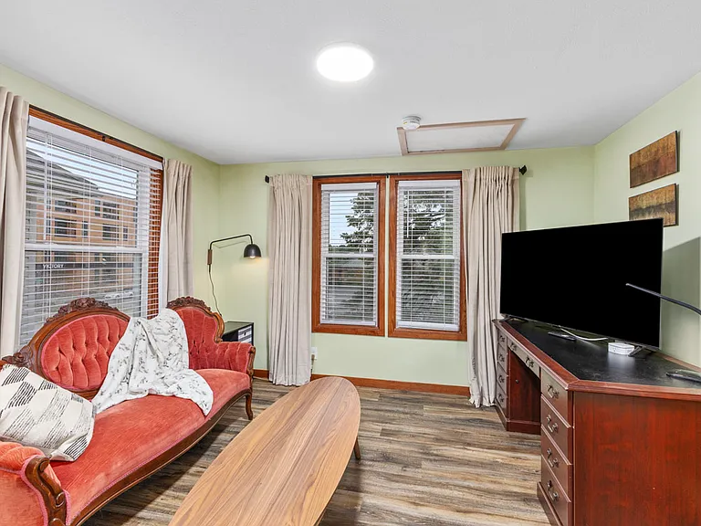 941 Leonard St NW #2 — Photo 2