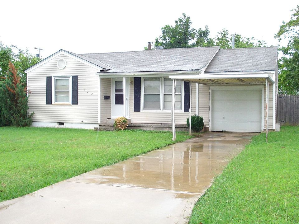 Carport & 1 car garage