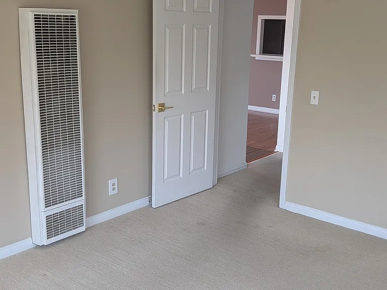 823 Maple St #2 — Photo 35