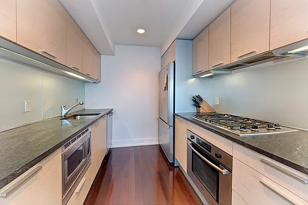 Rented by Brown Harris Stevens | media 19