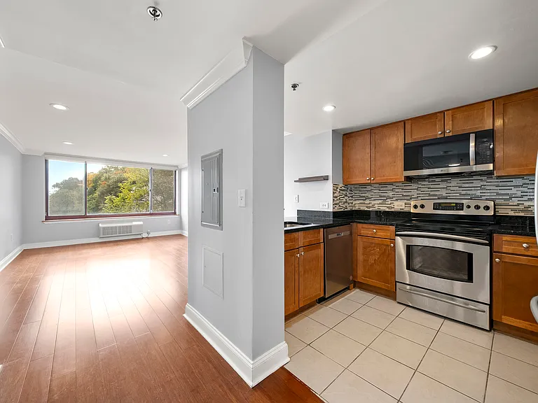 100 Old Palisade Rd #801 — Photo 3