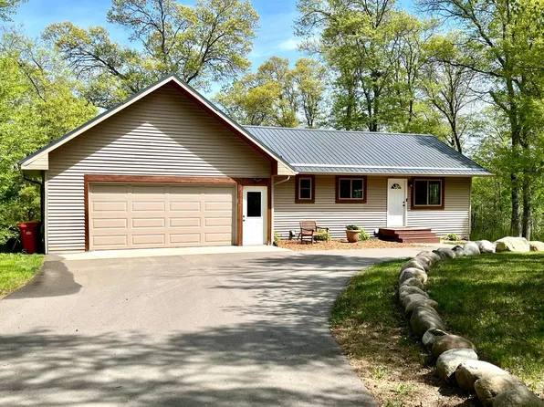 6504 S Sluetter Rd, Pequot Lakes, MN 56472