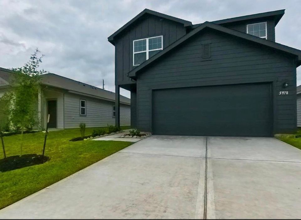 1st image of 3422 Ridgeberry Glen Ln
