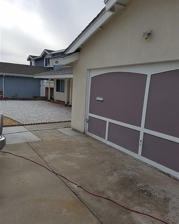 2nd image of 4292 Gordon Way