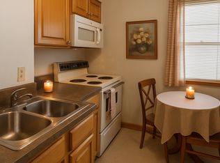 116 S Walnut St, Fairmount, IN 46928