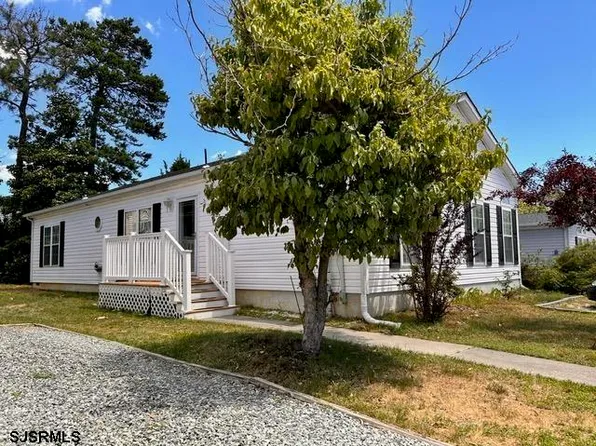 12 Dogwood Ln, Mays Landing, NJ 08330