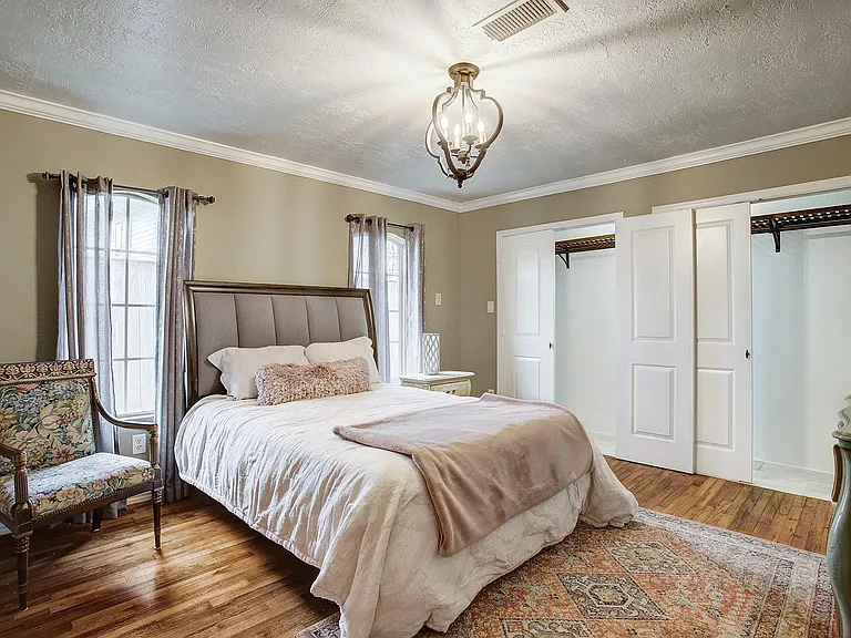 5303 Tallow Ln — Photo 30