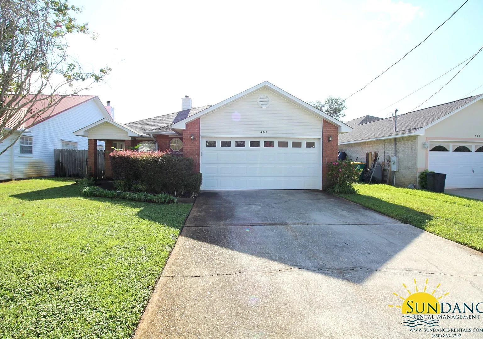 Spacious 4 Bedroom Home in Mary Esther — Photo 1