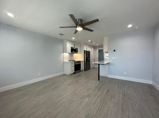 205 Sailfish Dr E, Atlantic Beach, FL 32233