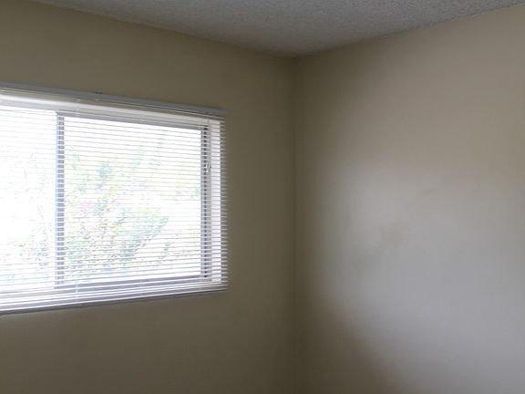 3rd image of 4744 N Sierra Way APT 8