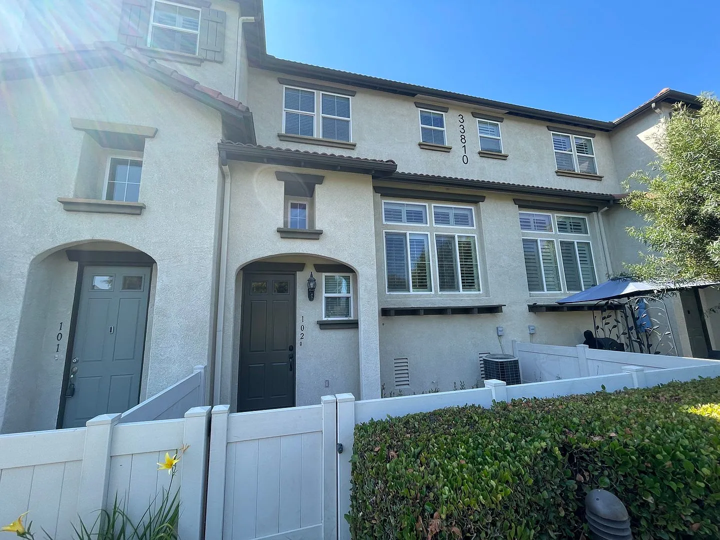 Cozy 3 Bed 3 Bath Condo In Gated Community In Murrieta — Photo 1