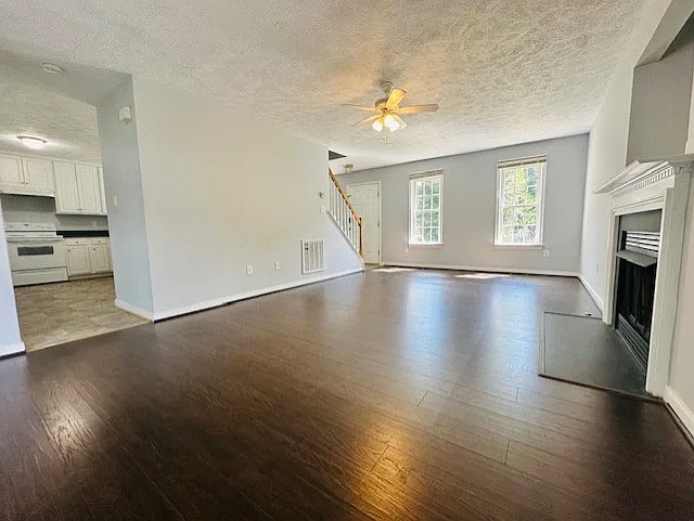 6152 Poppy Seed Ln — Photo 2