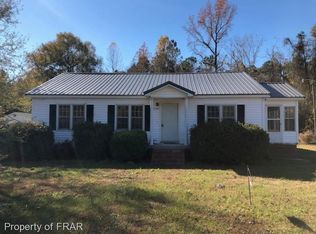 10508 S Chicken Rd, Fairmont, NC 28340