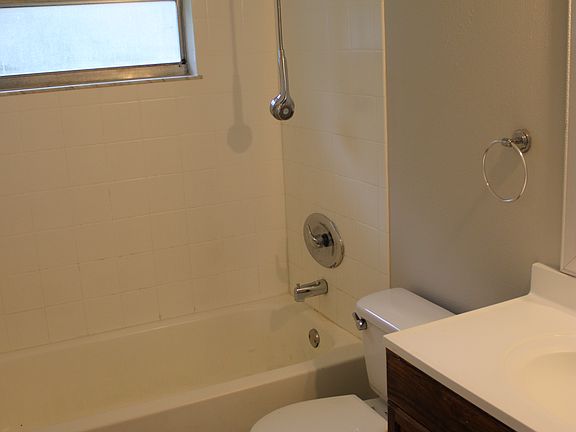 5th image of 14656 Douglas Dr