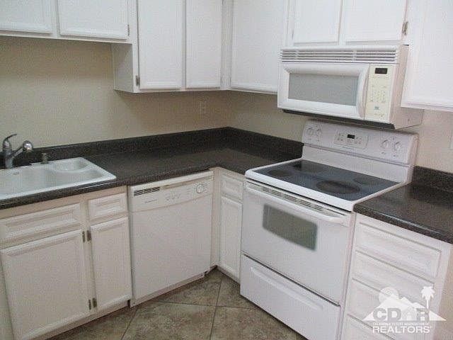1st image of 1652 Sunflower Ct N