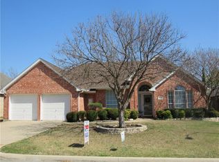 2510 Logan Dr, Mansfield, TX 76063