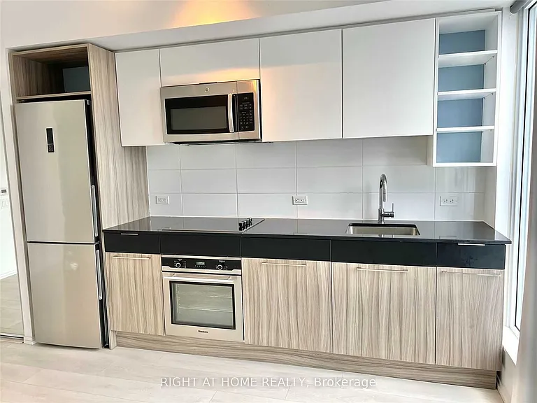 68 Shuter St NE #2711 — Photo 6