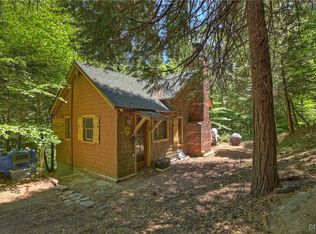 714 Blue Jay Canyon Rd, Blue Jay, CA 92317