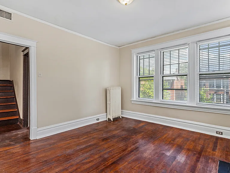 6026-28 Pershing Ave #6028 — Photo 9