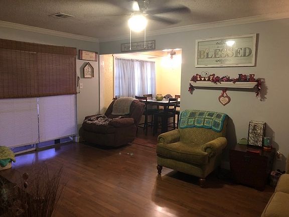 3rd image of 6422 NW Arrowhead Dr