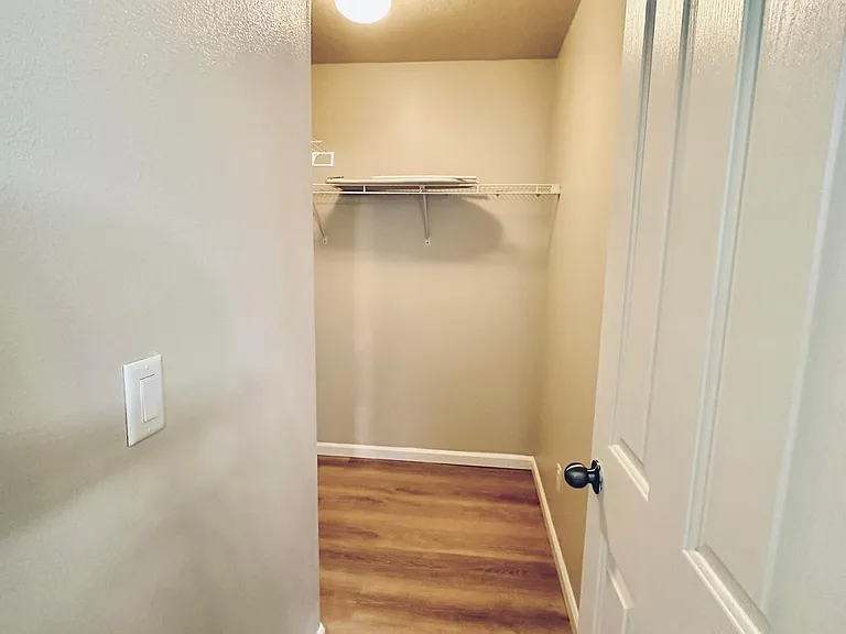 3374 SE Meadowview Way — Photo 24