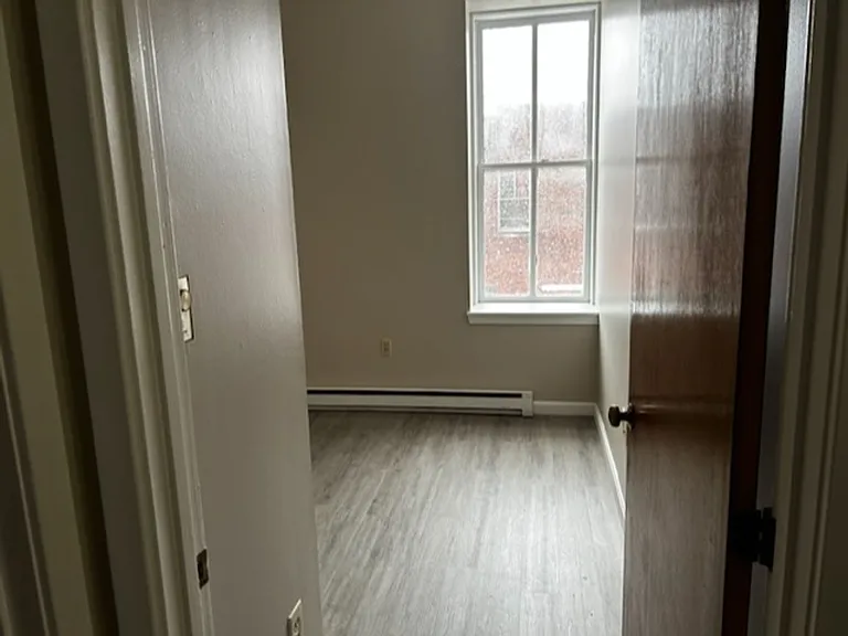92 Gorham St — Photo 10
