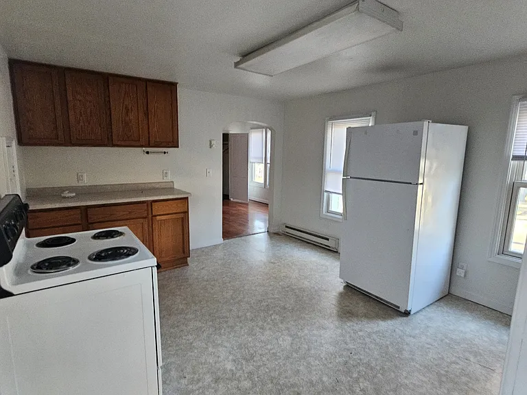 1324 Adams St — Photo 5