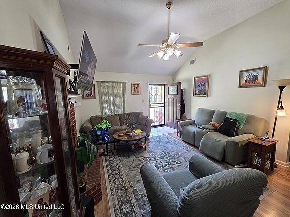 4th image of 4364 Shadow Ridge Dr