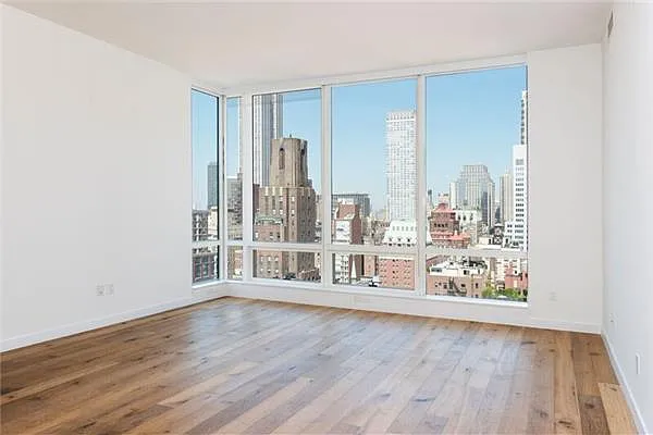 Rented by RELO REDAC INC. | media 25