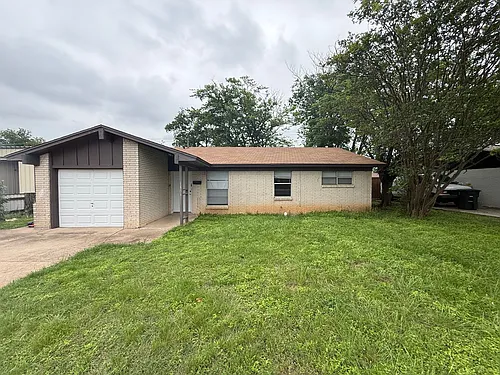 1504 S West S Young Dr Photo 1