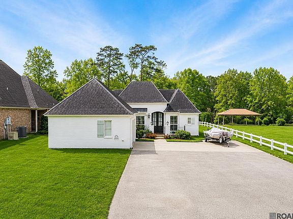 4th image of 5727 Island Rd