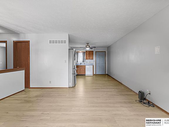 3rd image of 1947 NW 54th St